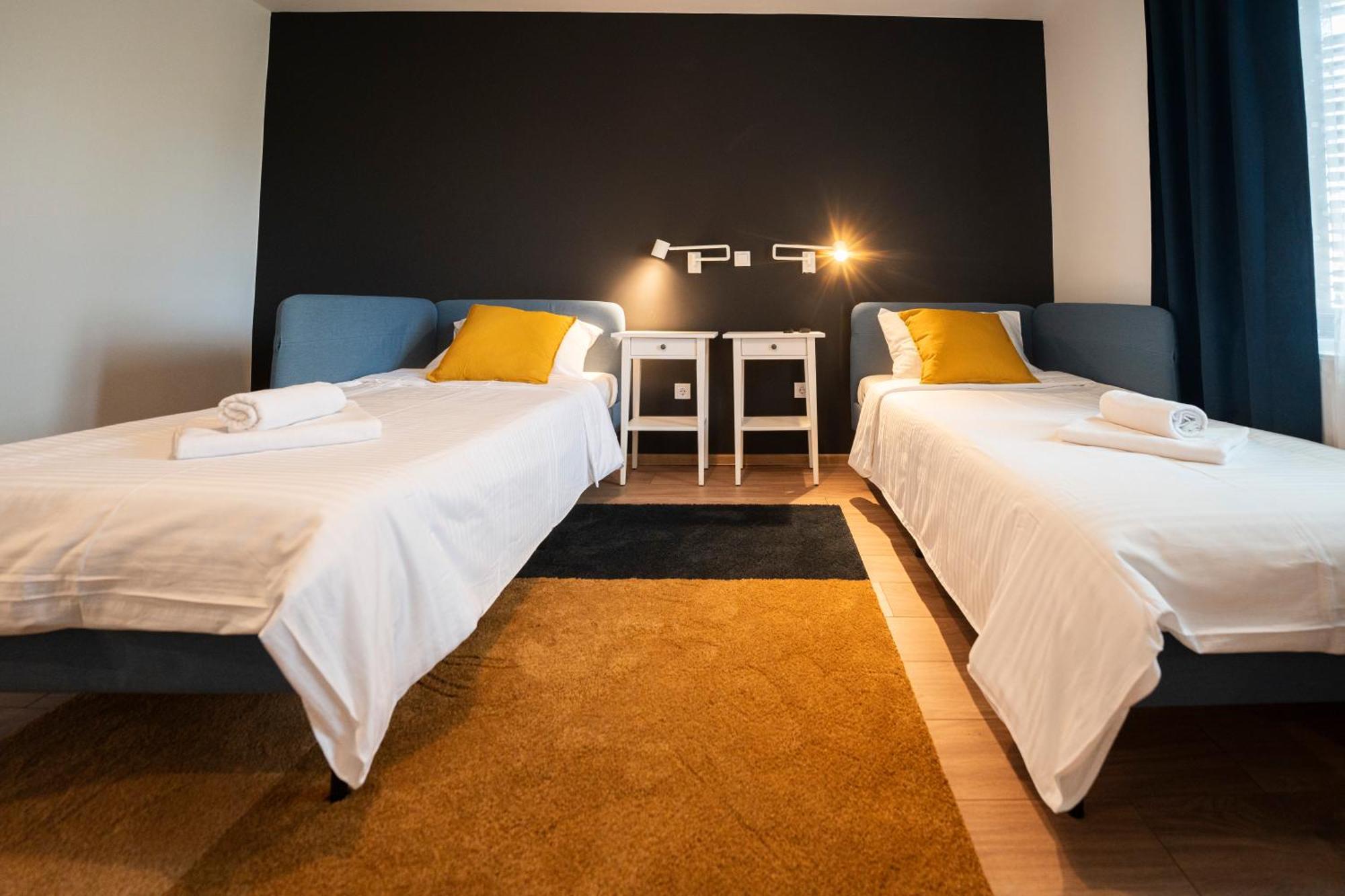 Cozy Nook B&B - Free Private Parking Novi Sad Bagian luar foto