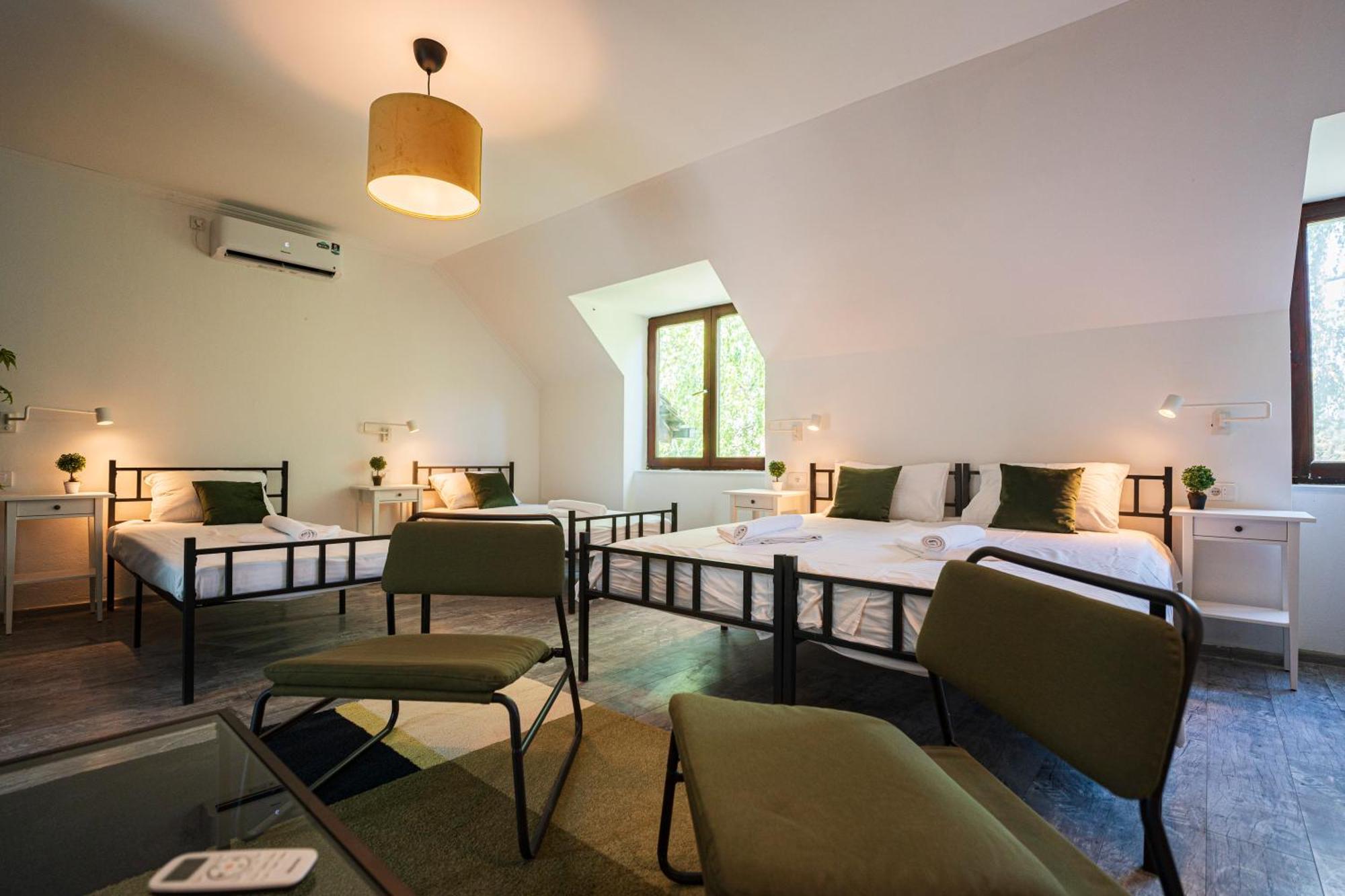 Cozy Nook B&B - Free Private Parking Novi Sad Bagian luar foto