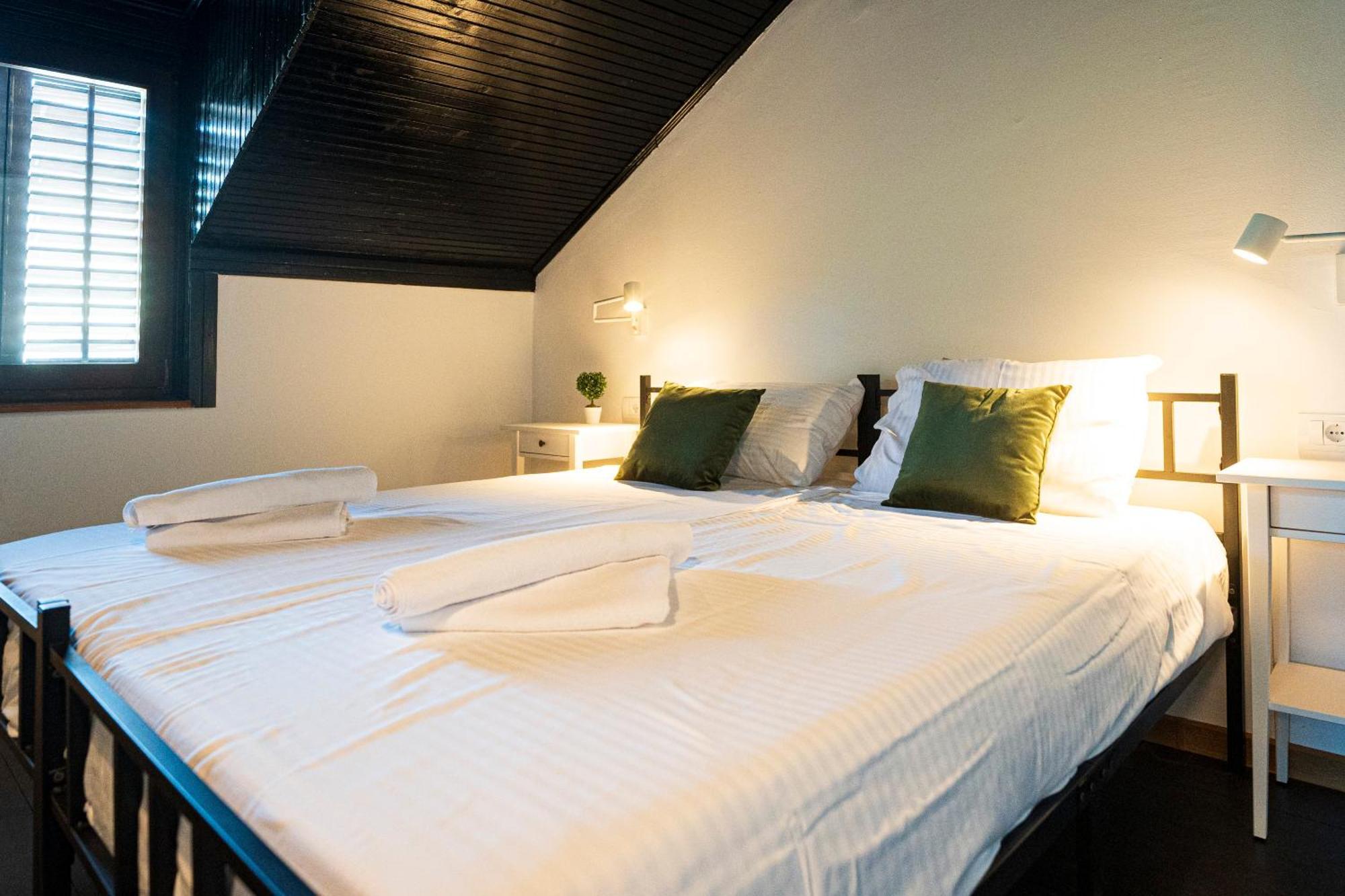 Cozy Nook B&B - Free Private Parking Novi Sad Bagian luar foto
